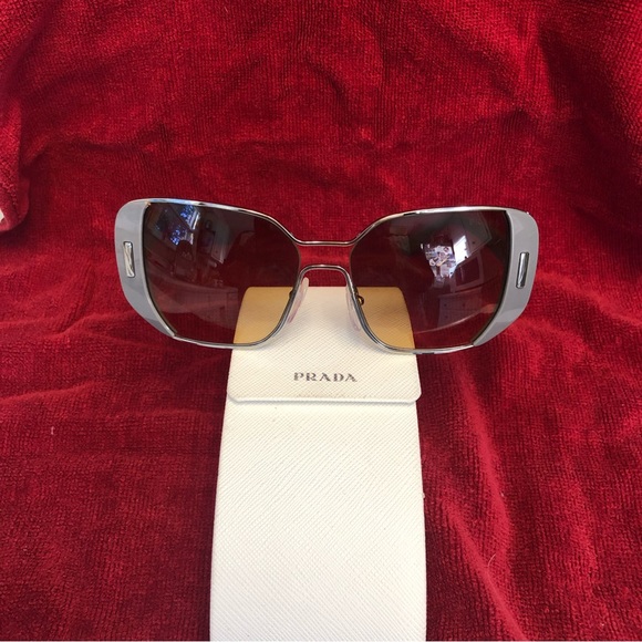 !!!!PRADA!!!! EUC Limited time price - Picture 9 of 9